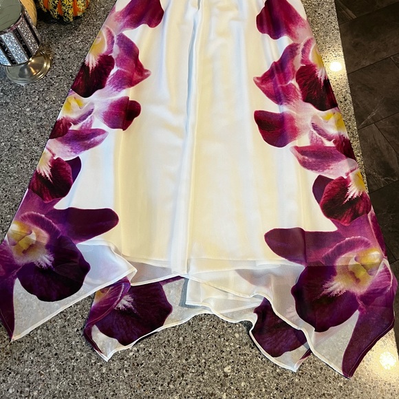 Express Maxi Dress White With Magenta Flowers Size XS - Picture 5 of 5